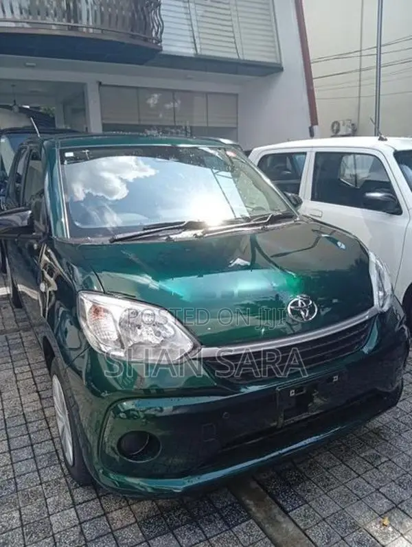 Toyota Passo X 2023