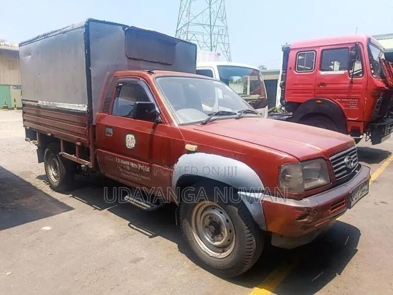 Tata 207 2012