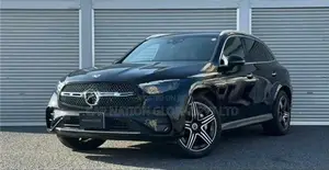 Mercedes Benz GLC 350e 2025