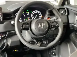 Honda Vezel Z premium 2025