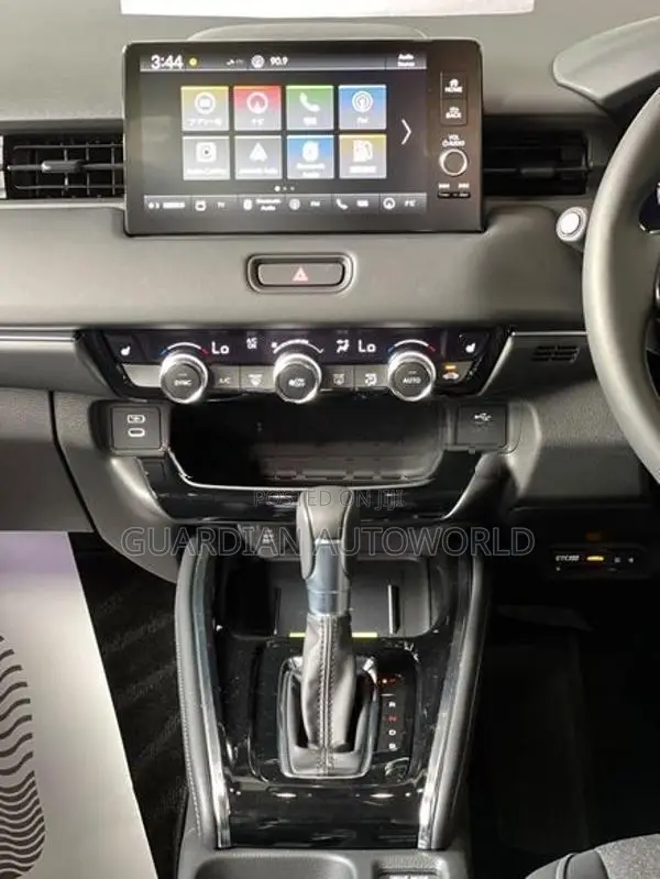 Honda Vezel Z premium 2025