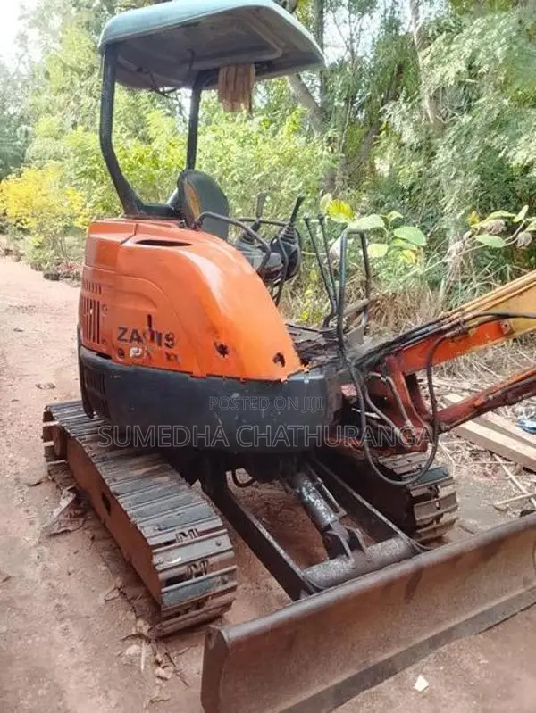 Hitachi EX Excavator 2015