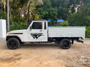 Mahindra Bolero 2010