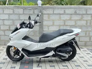 Honda PCX160 2025