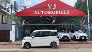 Toyota Roomy Custom G 2024