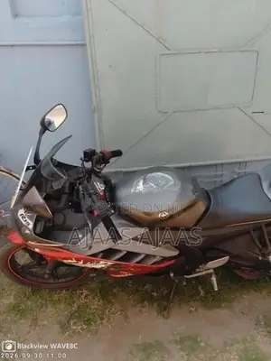 Yamaha R15 V2 2017