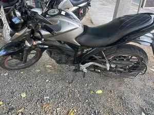 Suzuki Gixxer 2017