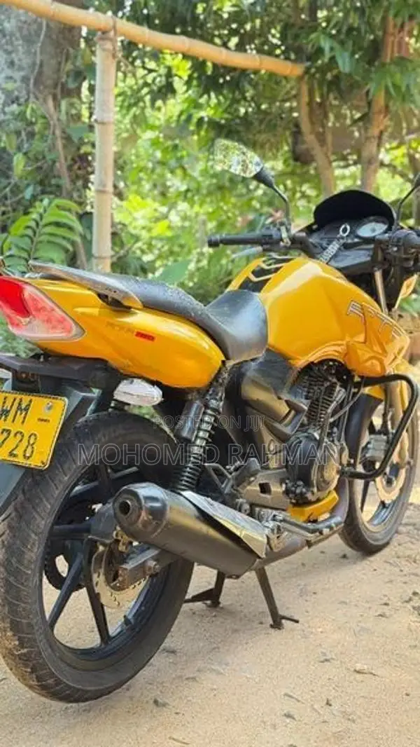 TVS Apache RTR 2011