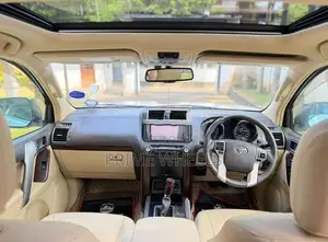 Toyota Land Cruiser Prado TX 2015