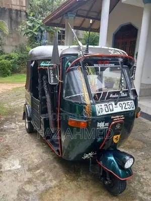 Bajaj RE 2004