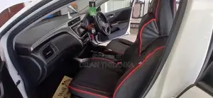 Honda Grace 2015