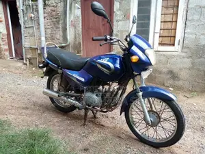 TVS Centra 2004