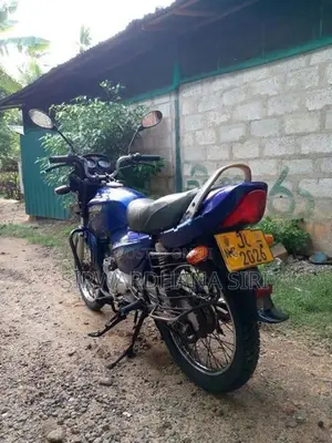 TVS Centra 2004
