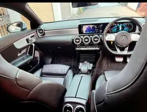 Mercedes Benz CLA 200 AMG Premium Plus 2020