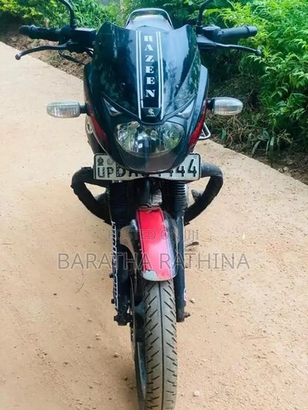 Bajaj Pulsar 150 2013