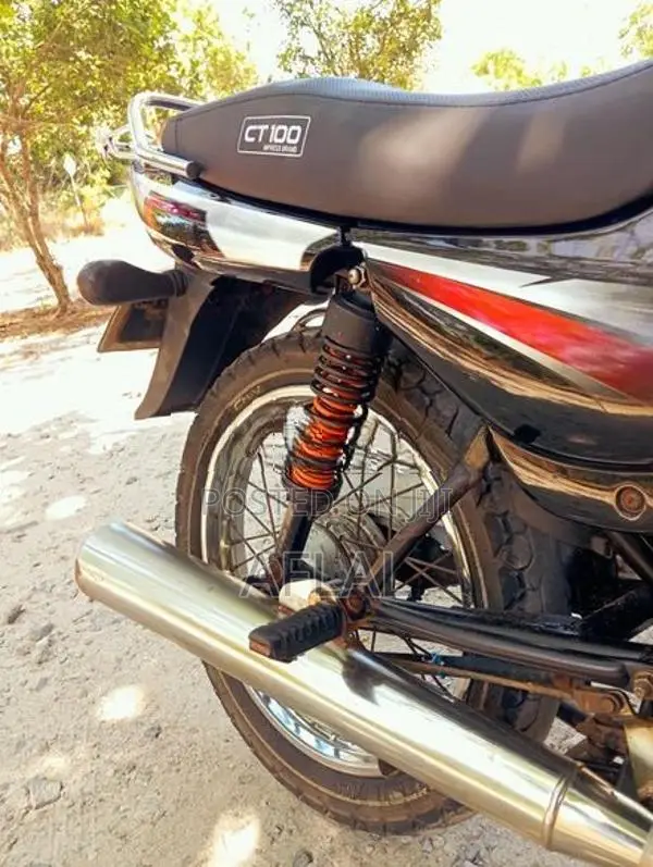 Bajaj CT100 2006