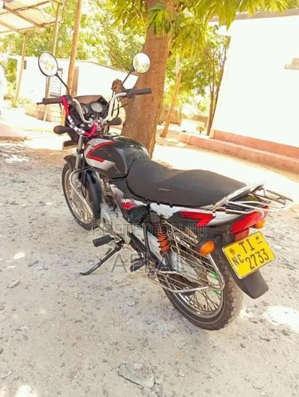 Bajaj CT100 2006