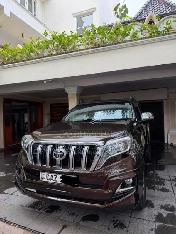 Toyota Land Cruiser Prado 2017