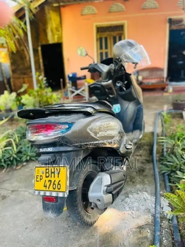 Suzuki Burgman 125 2019