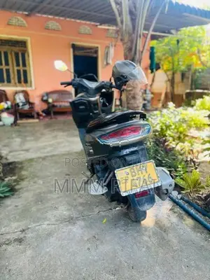 Suzuki Burgman 125 2019