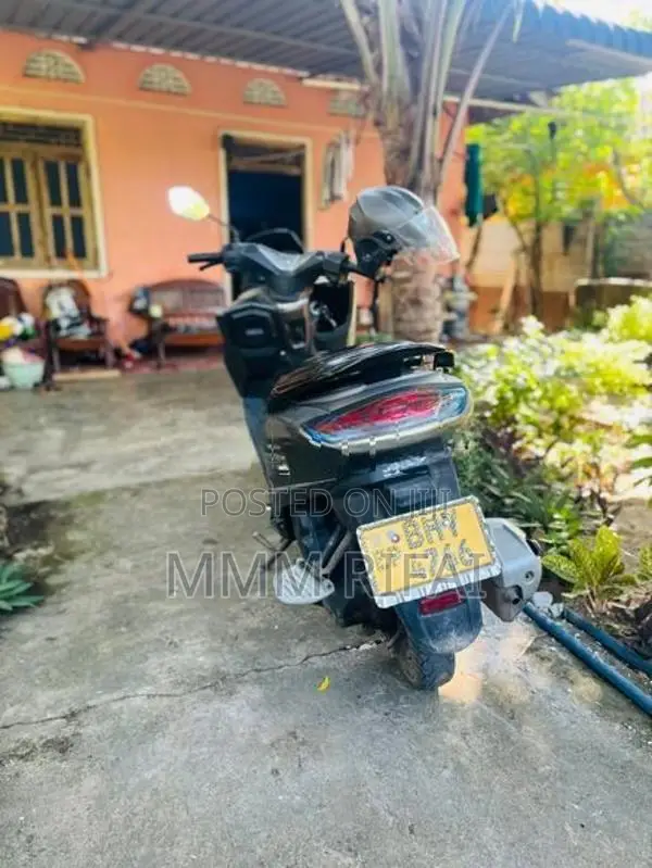 Suzuki Burgman 125 2019
