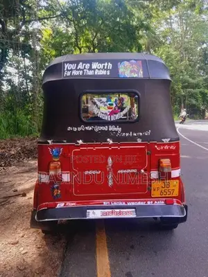 Bajaj RE 2005