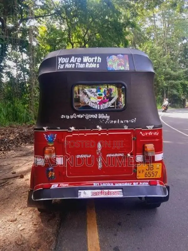 Bajaj RE 2005