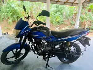 Bajaj Platina 100 2015