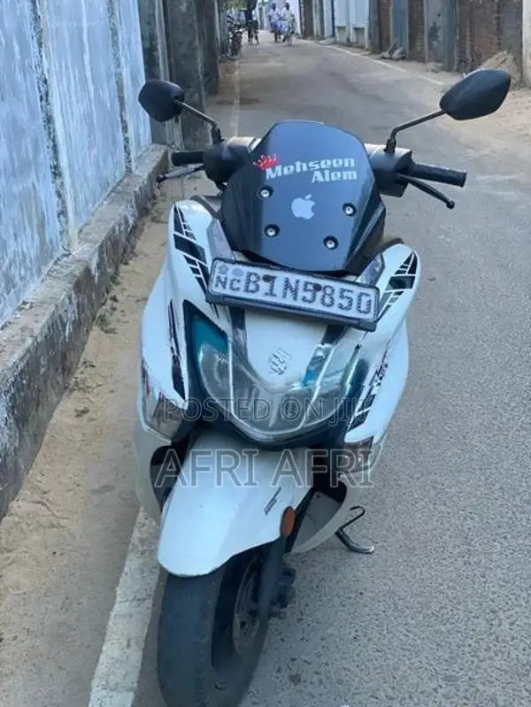 Suzuki Burgman 125 2019