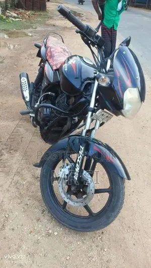 Bajaj Discover 2010