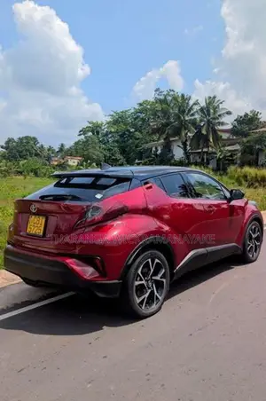 Toyota CHR NGX10 2019