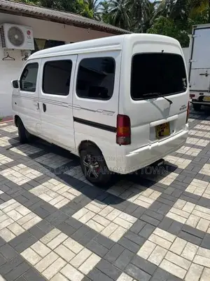 Suzuki Every 2000