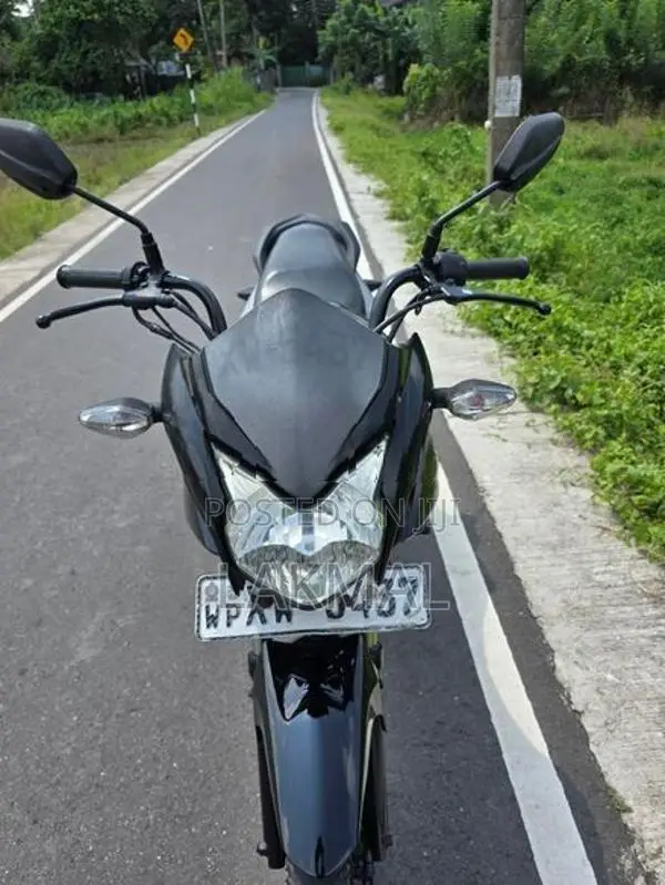 Honda Twister 2012