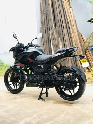 Bajaj Pulsar N160 2025