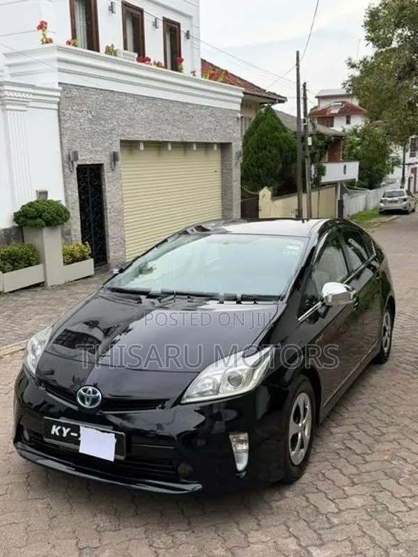 Toyota Prius S LED GRADE 2013