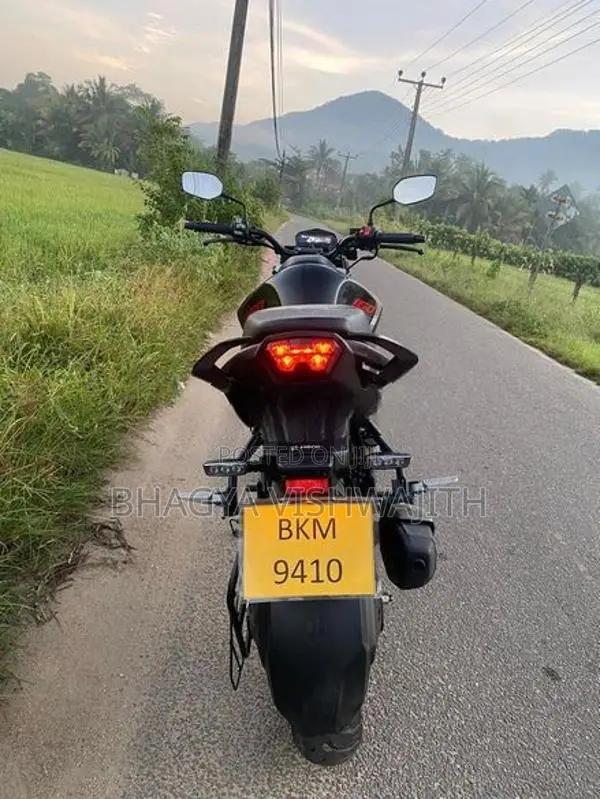 Hero Hunk 160R 2026