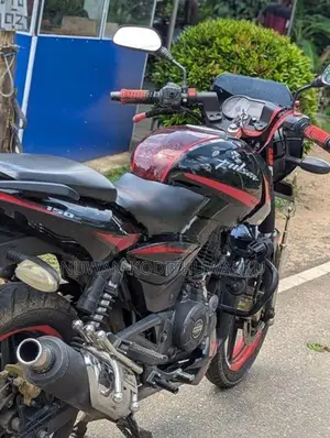 Bajaj Pulsar 180 2018