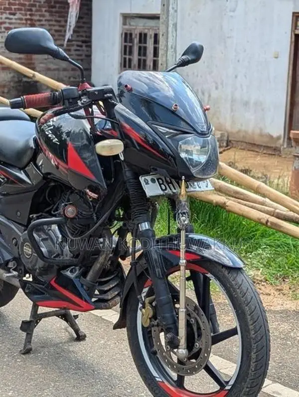 Bajaj Pulsar 180 2018