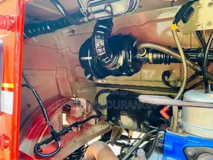 Bajaj RE 2018