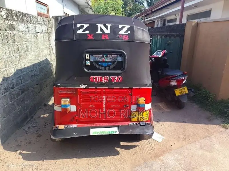 Bajaj RE 2007