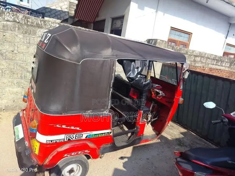 Bajaj RE 2007