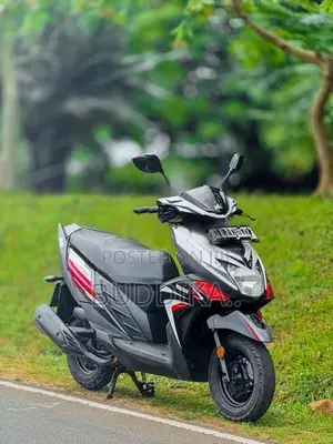 Yamaha RayZR 2019