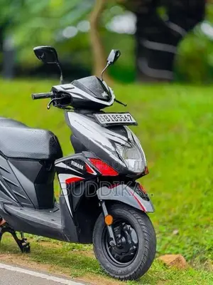 Yamaha RayZR 2019