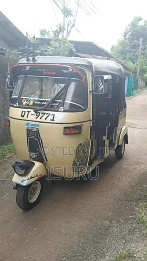 Bajaj RE 2009