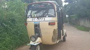 Bajaj RE 2009