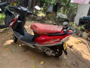 TVS Streak 2008