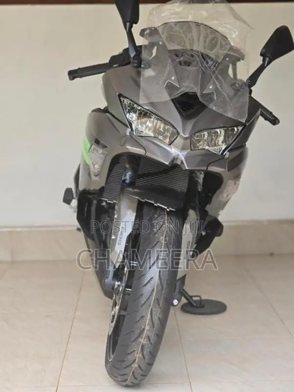 Kawasaki Ninja ZX25R SE 2026