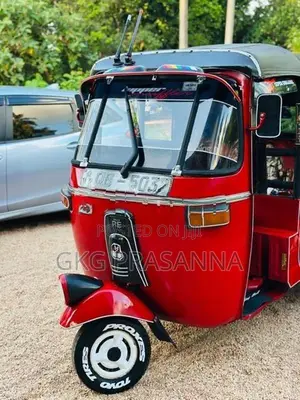 Bajaj RE 2005