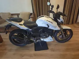 TVS Apache RTR 200 4V 2017