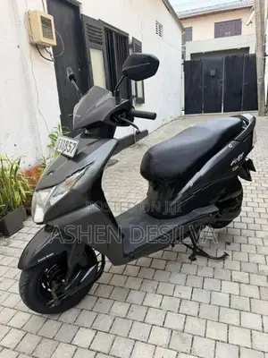 Honda Dio 2017